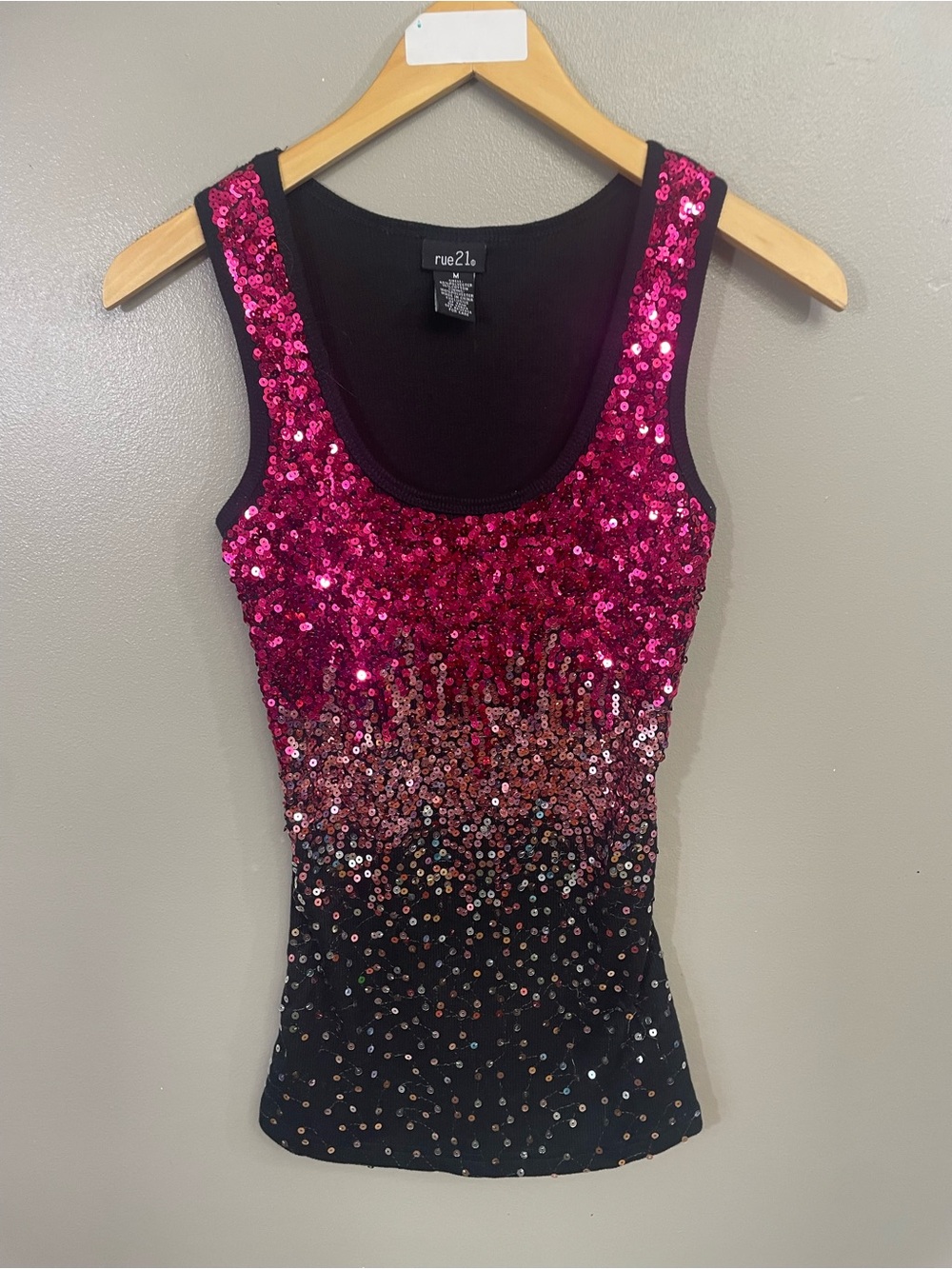 Rue 21 medium sequin top black pink Y2K vintage